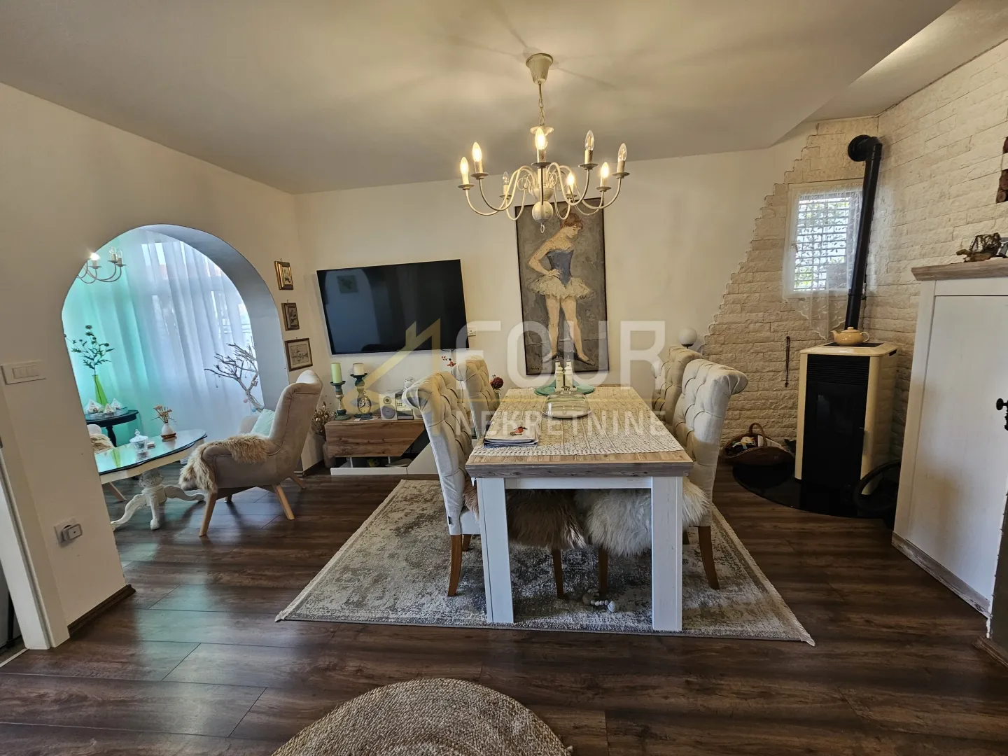 Šibenik, Vodice, samostojeća kuća, 220m2