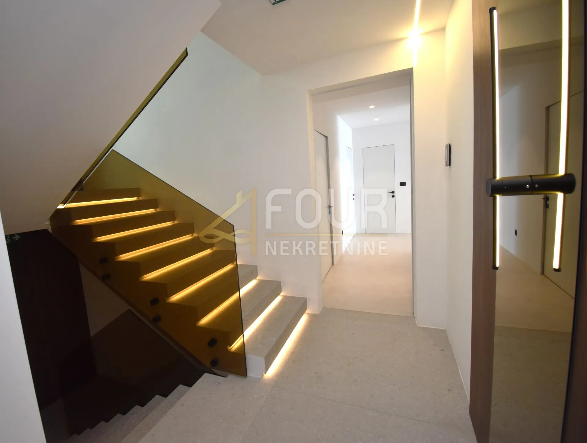 opatija, 112.28m2, luksuzan stan, 3s+db, velika lođa, pogled na more - slika 25