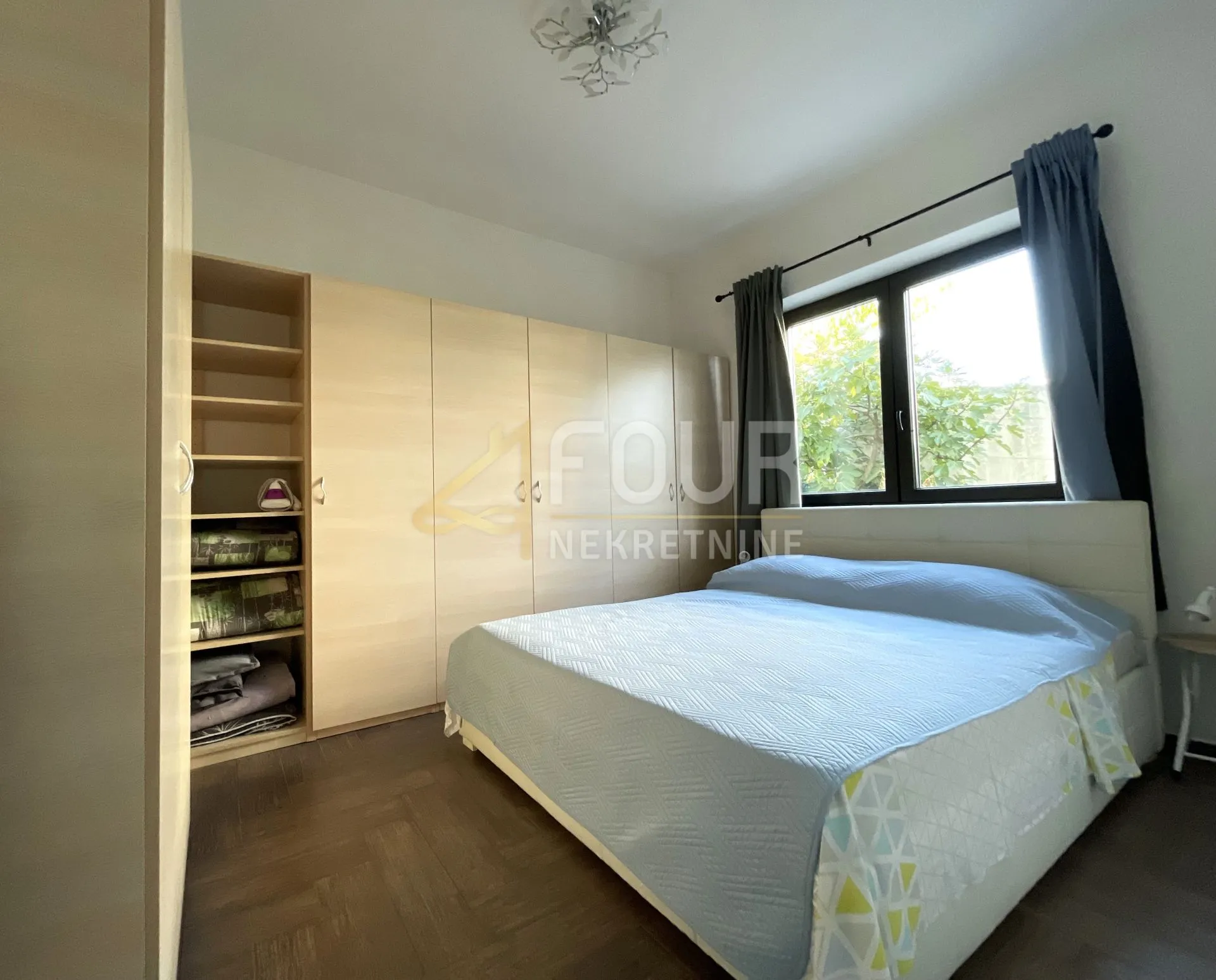 kastav, martinkovac, vila s tri stana i bazenom, 400m2 - slika 15