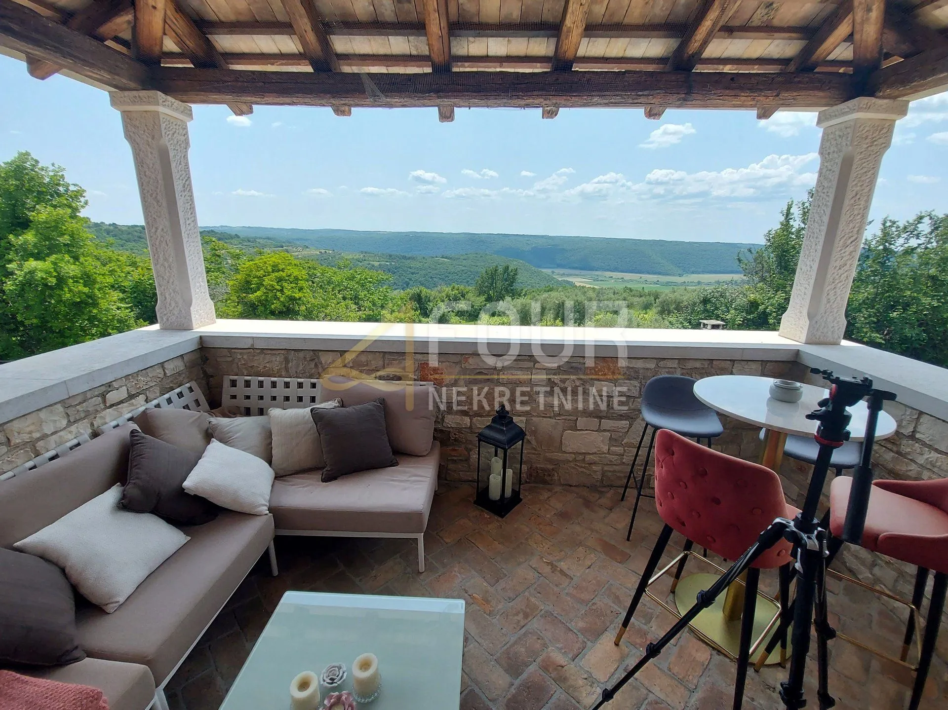 istra, buje, vila s bazenom - slika 5