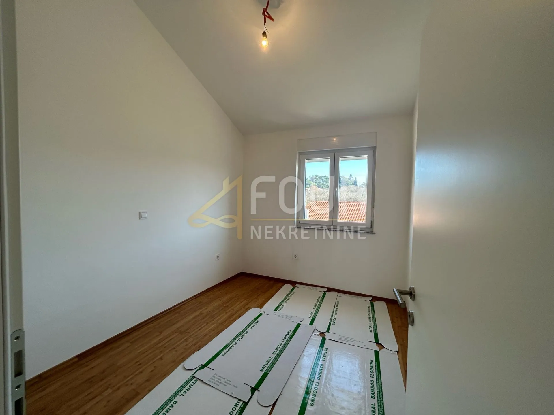 otok krk, malinska, 2s+db, lođa - slika 3