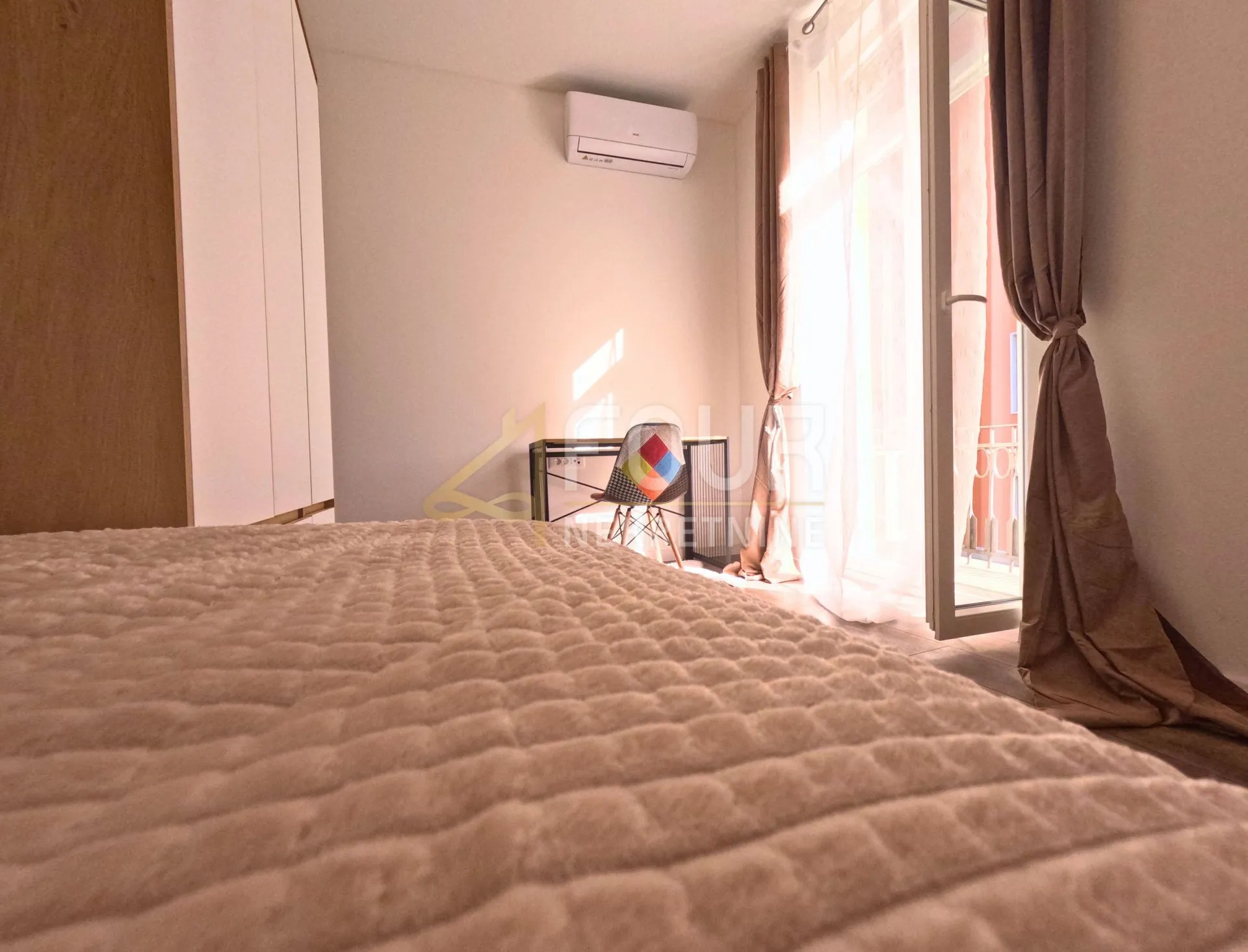 rijeka, širi centar, 98.48m2, 4s+db, balkon, adaptiran gospodski stan! - slika 12
