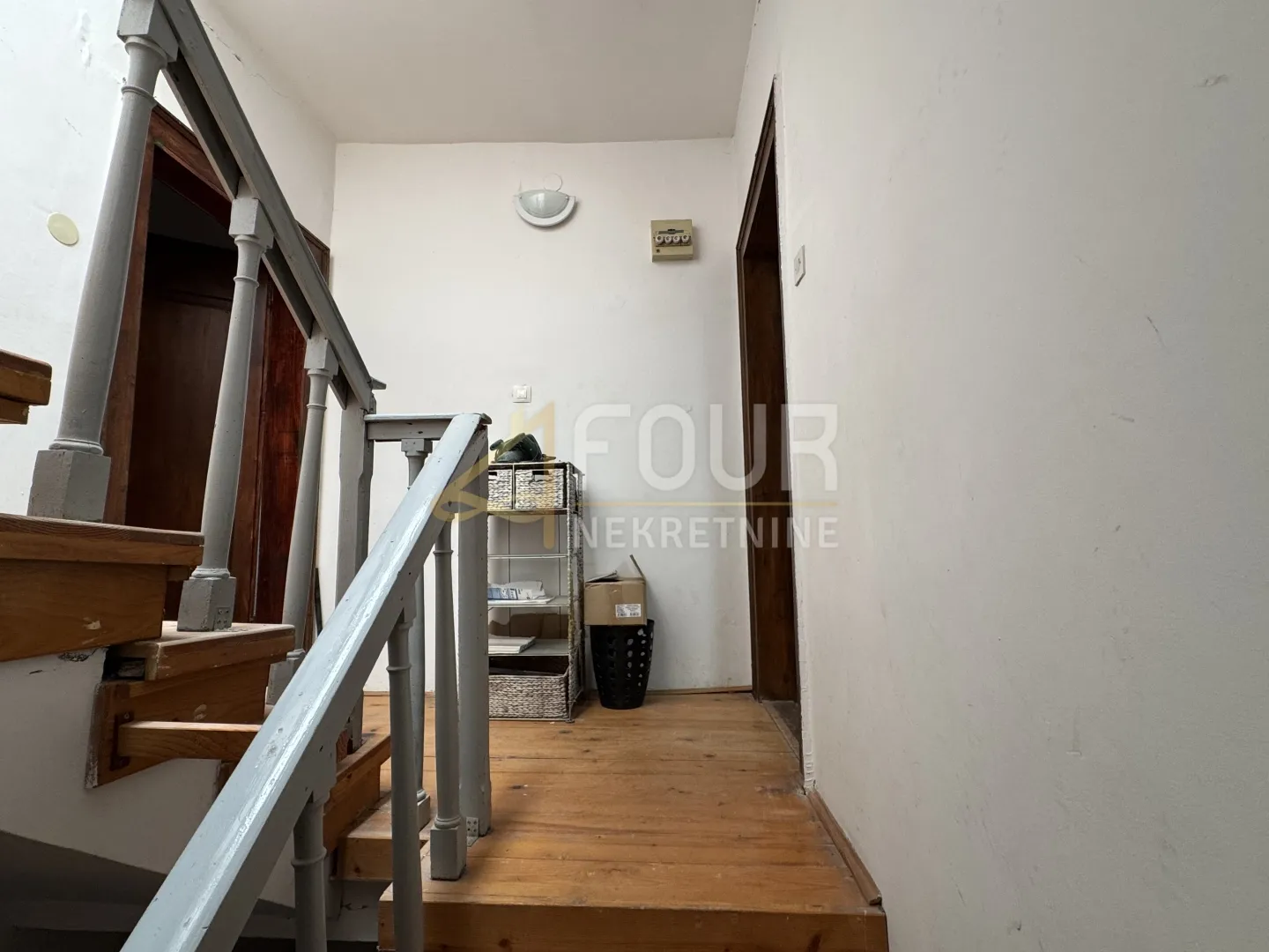 istra, rovinj - sami centar, 29.70m2 stan + tavan 16.50m2 - slika 11