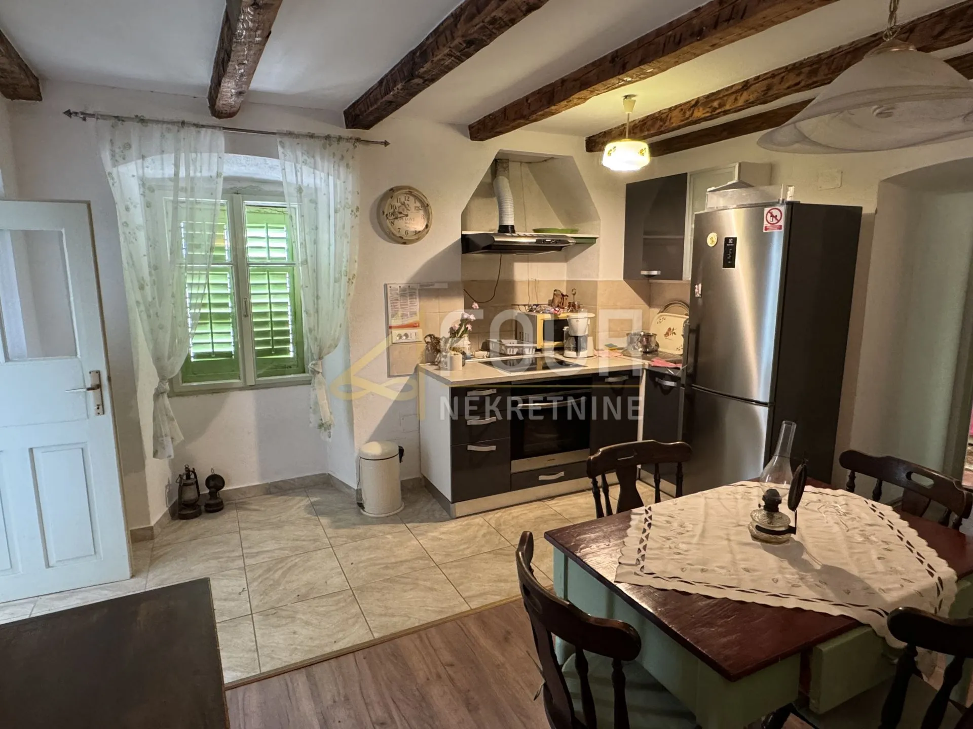 Otok Krk, Milohnići, kuća s garažom, 278.23m2 - Milohnići, Krk