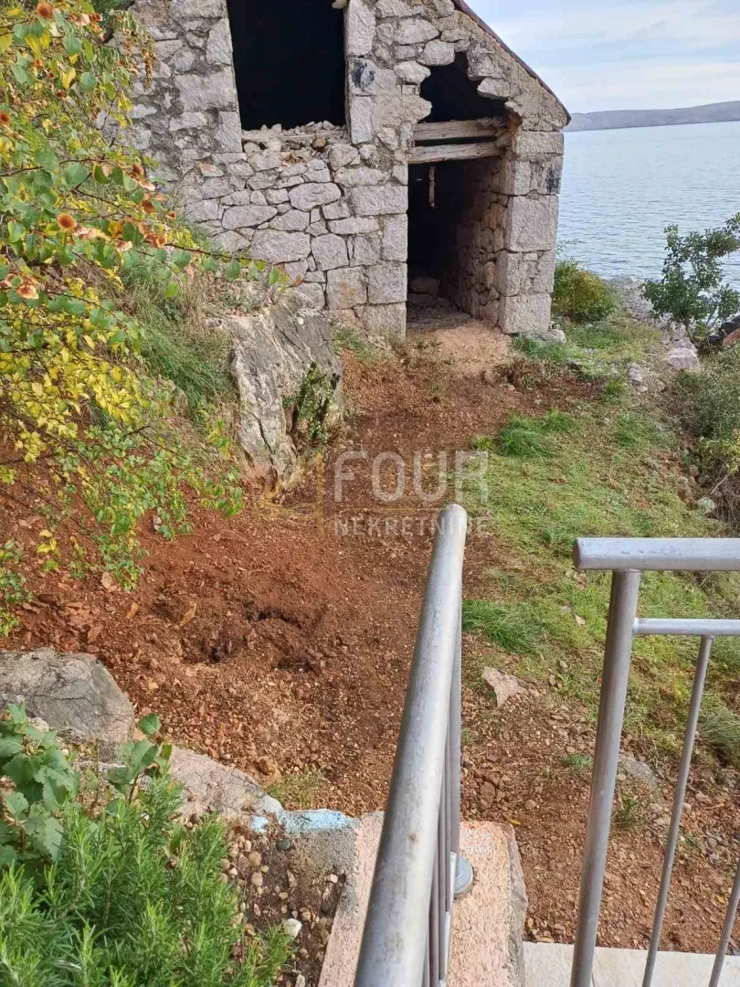 karlobag - kuća, prvi red do mora! - slika 21