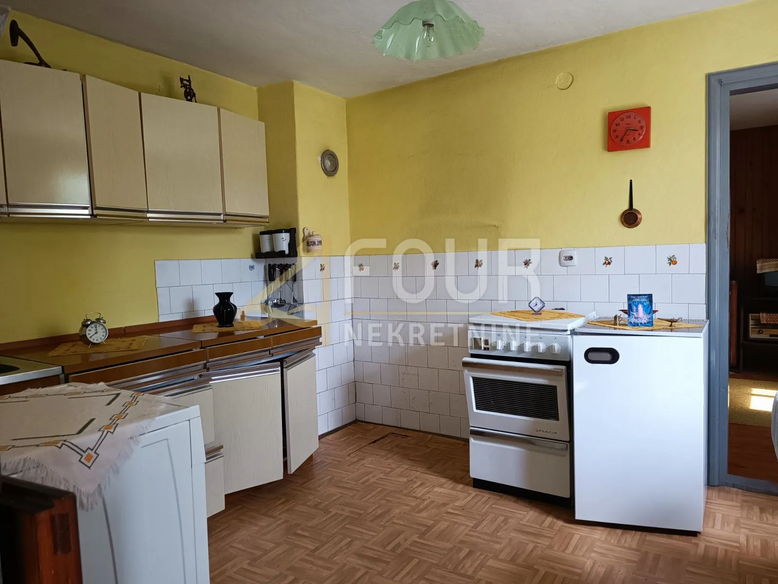 gorski kotar, vrbovsko, kuća 200m2 s velikom okućnicom - slika 9