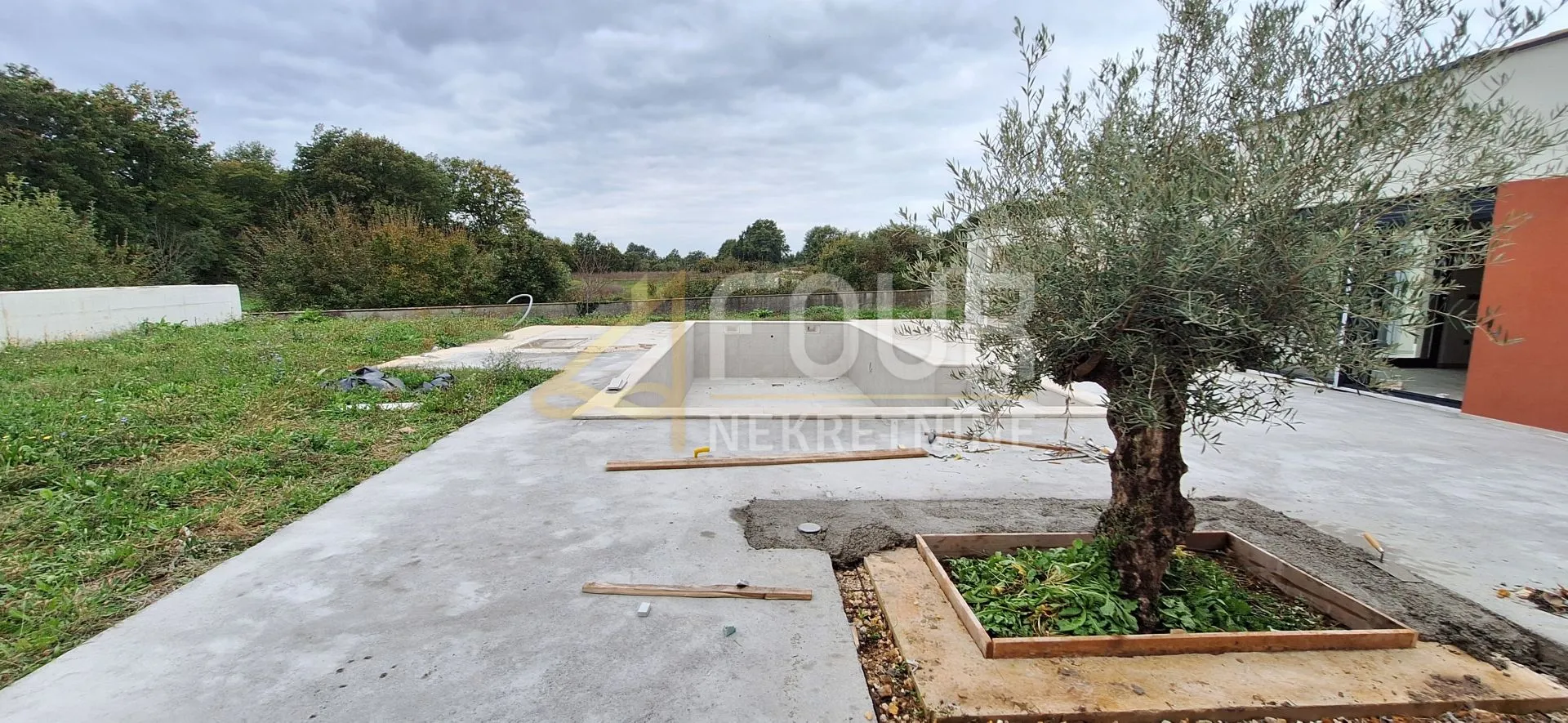istra, tinjan, moderna novogradnja, kuća s bazenom - slika 10