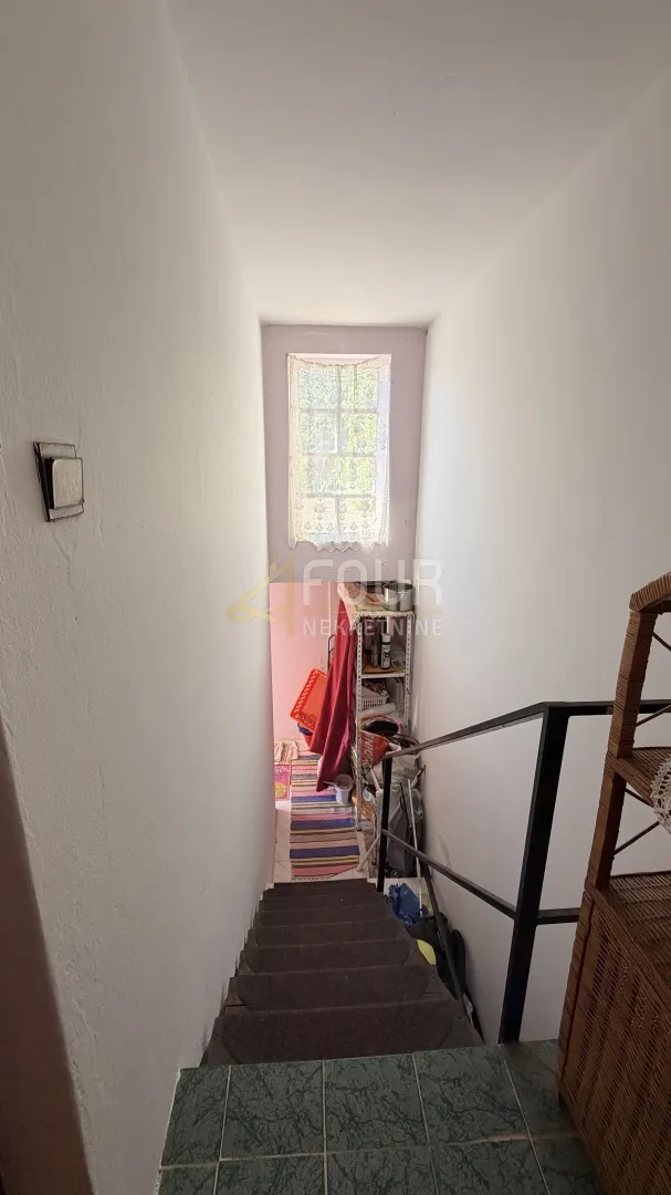otok rab, kuća u nizu, 136m2 - slika 8