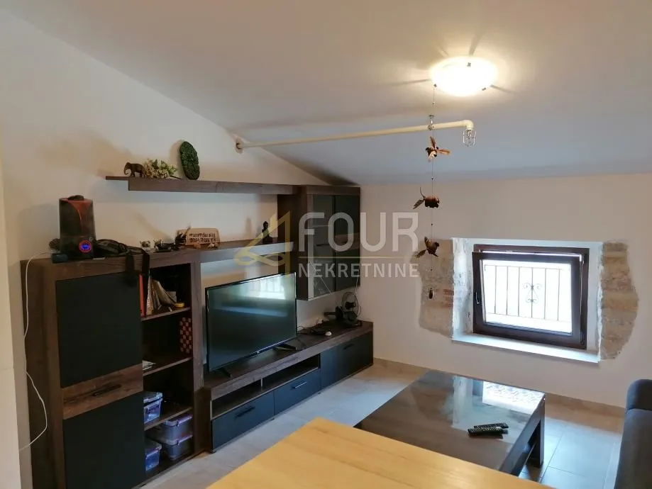 istra, buje, adaptiran stan, 44.70m2, 2s+db - slika 2