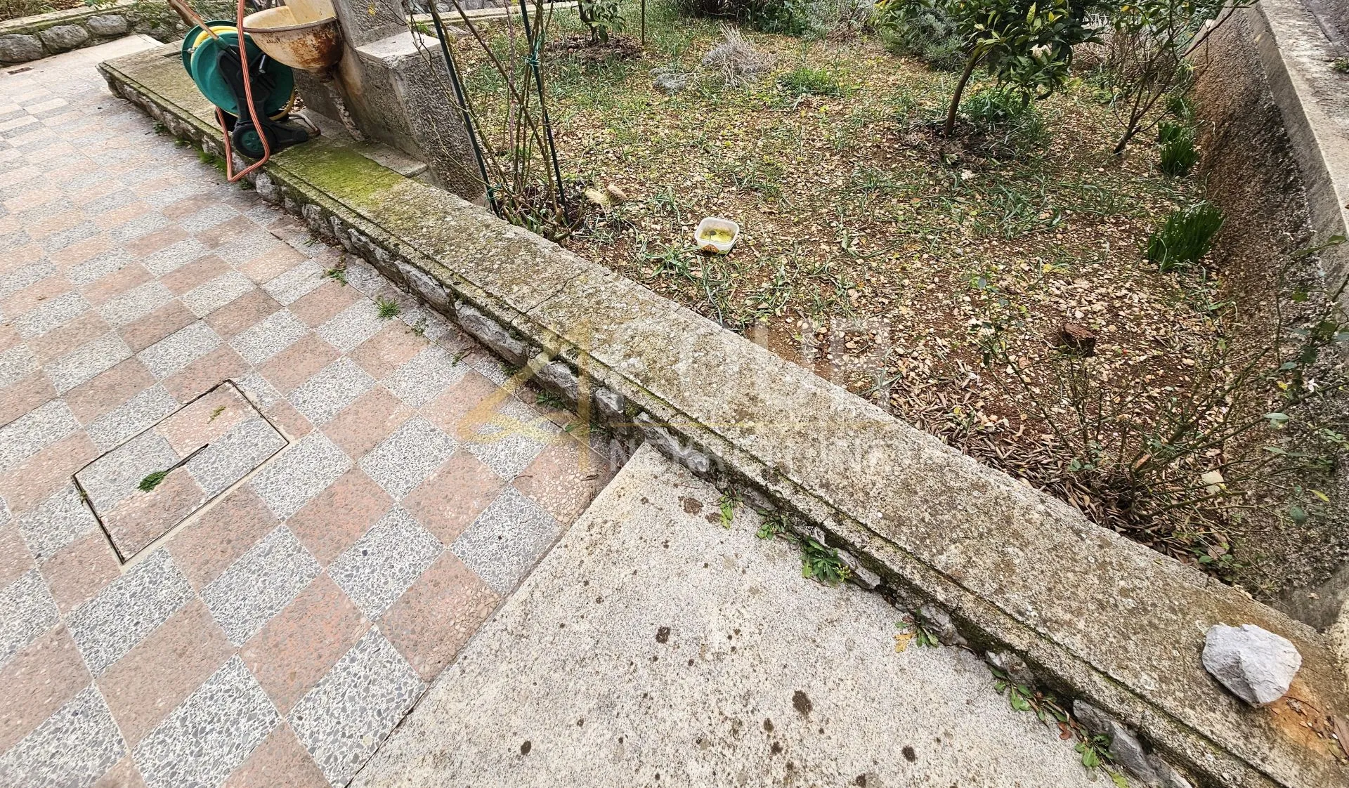 rijeka, trsat, kuća s 3 stana i pogledom na more, garaža - slika 16