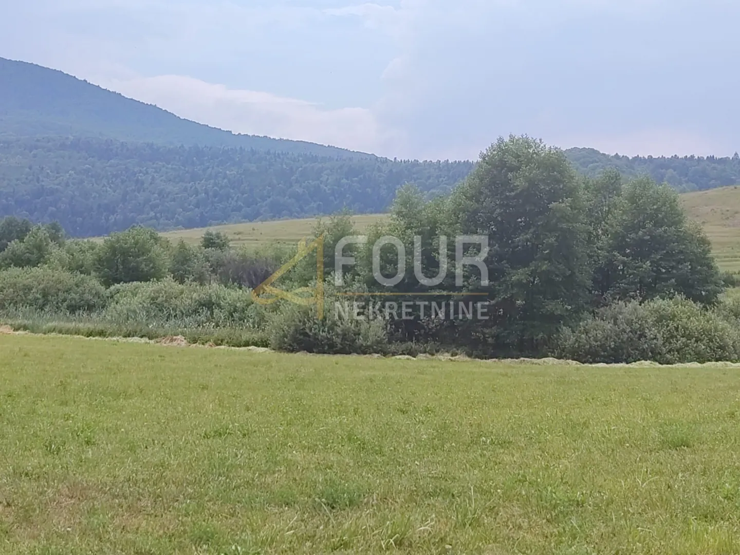Lika, Plaški - okolica, poljoprivredno zemljište, 11.682m2