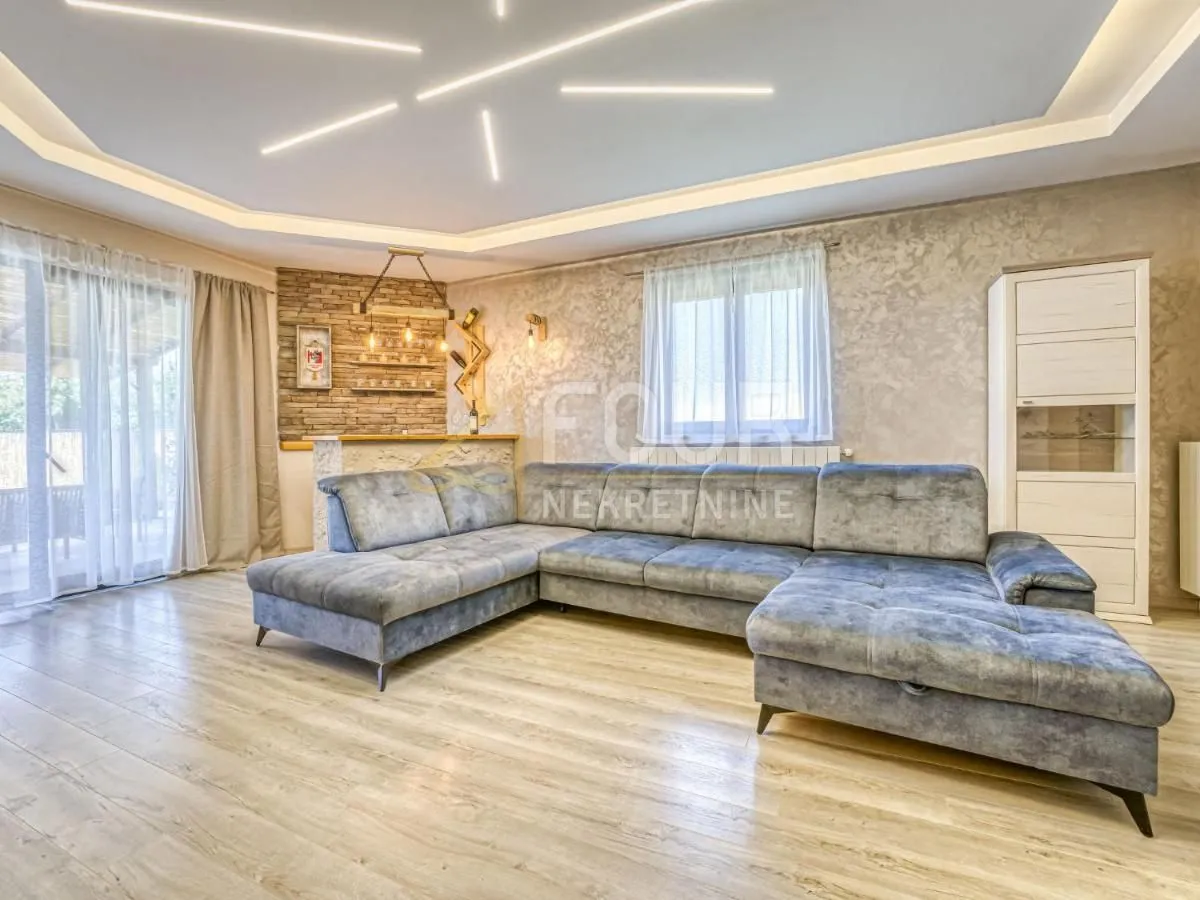 kastav, izvrsna novogradnja s bazenom, 282m2, garaža - slika 7