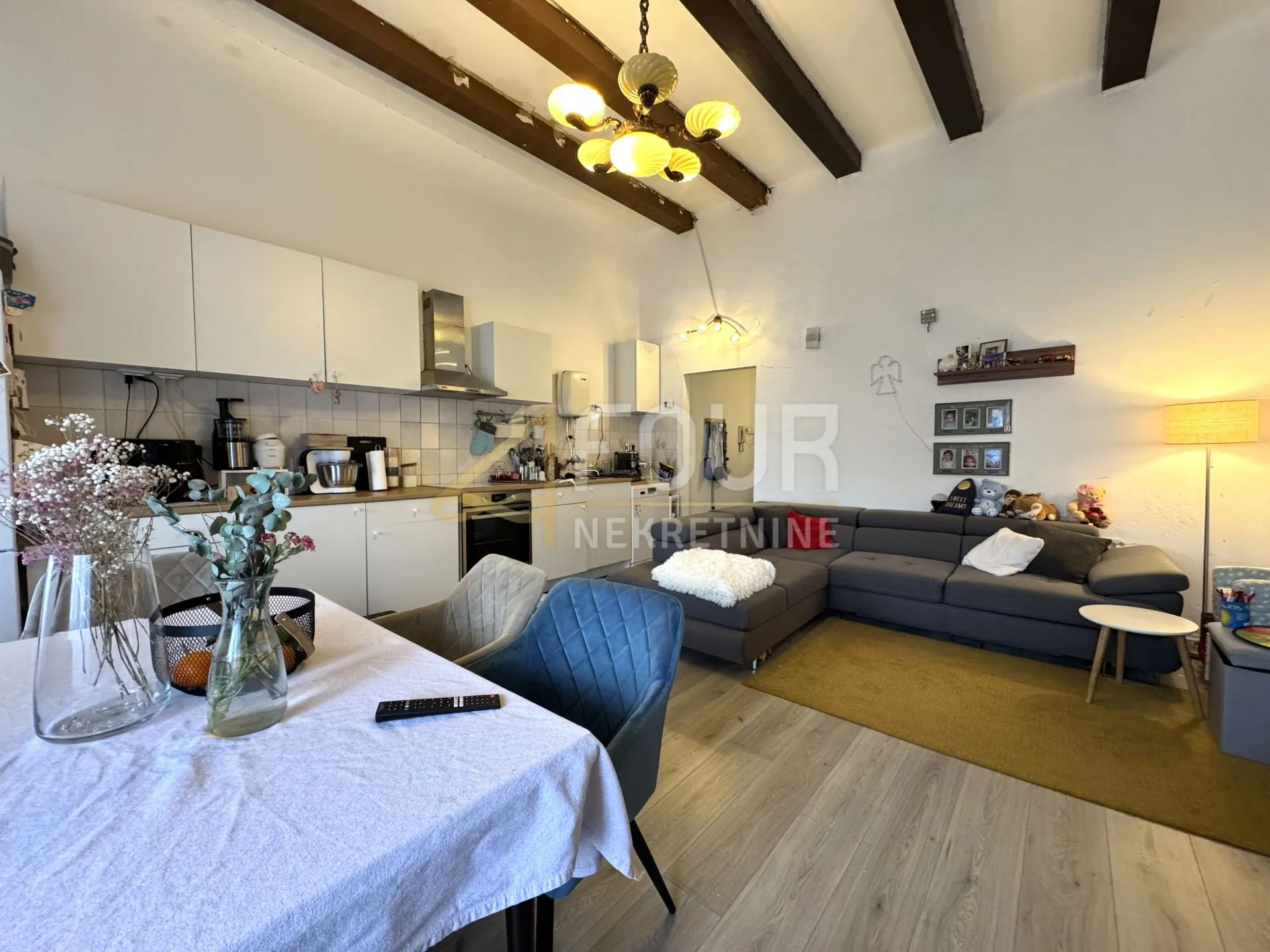 rijeka, centar, namješten stan, 85.10m2, 2s+db - slika 3