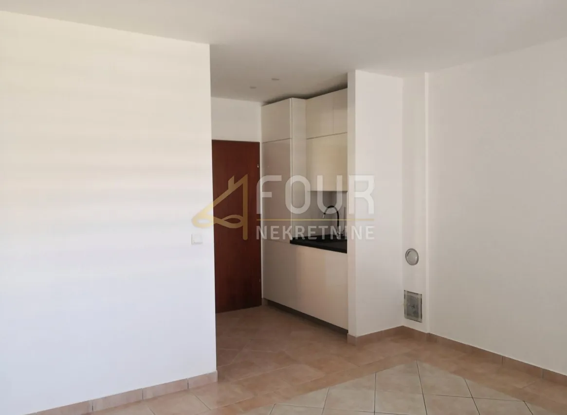 novi vinodolski, 1skl, 29.35m2, terasa, pogled na more - slika 2
