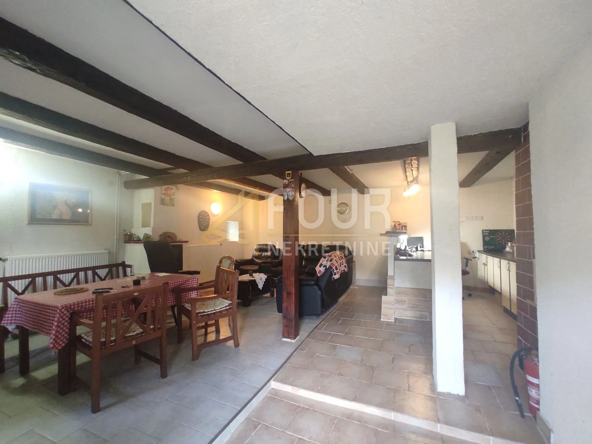 gorski kotar, lokve, samostojeća kuća 280m2 - slika 2
