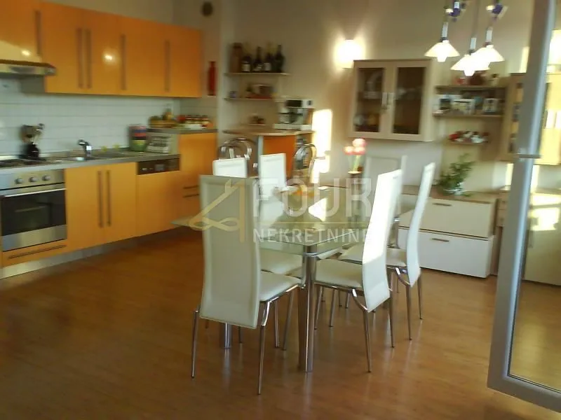 rijeka, škurinje, 120.23m2, kvalitetan stan s lođom, pogled na more - slika 2