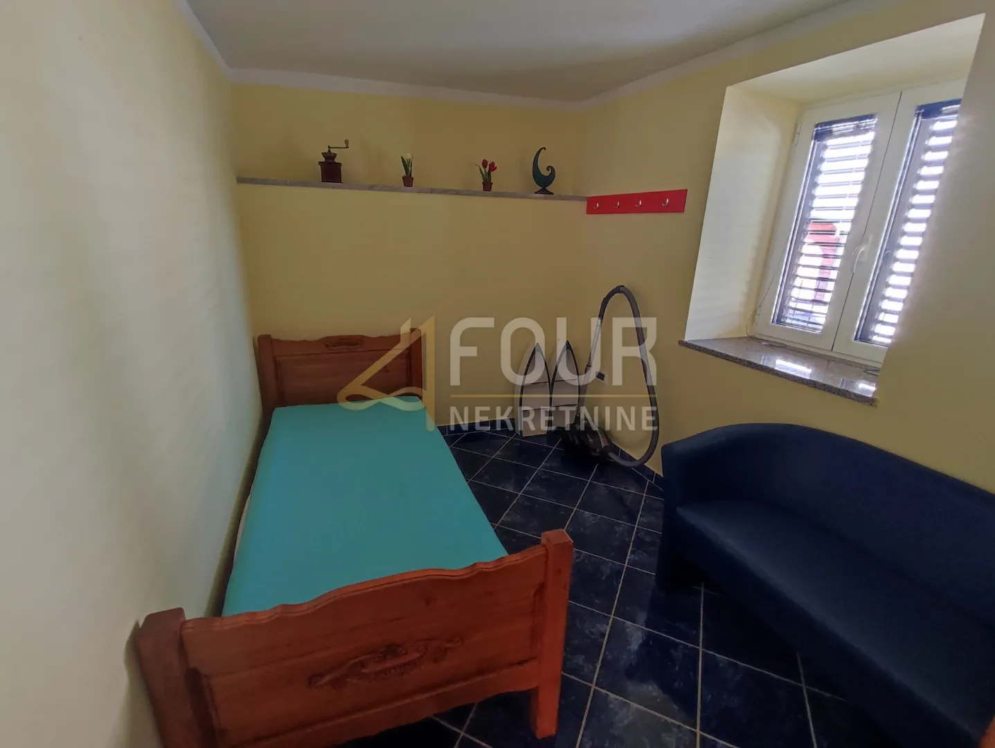 matulji - okolica, adaptirana kuća s 2 apartmana i poslovnim prostorom - slika 31