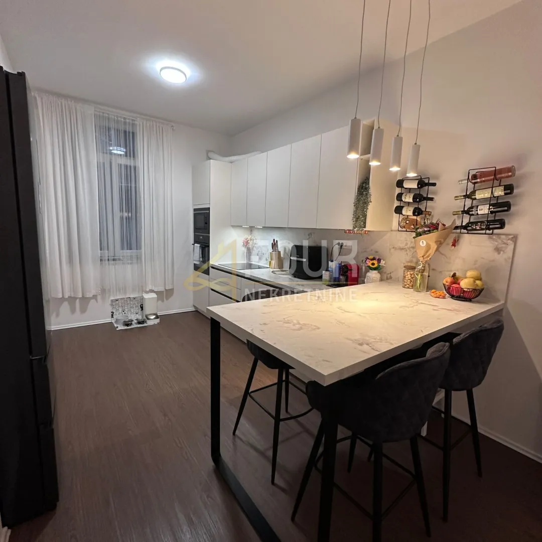 rijeka, centar, 64.70m2, 1s+db, 2 balkona - slika 4