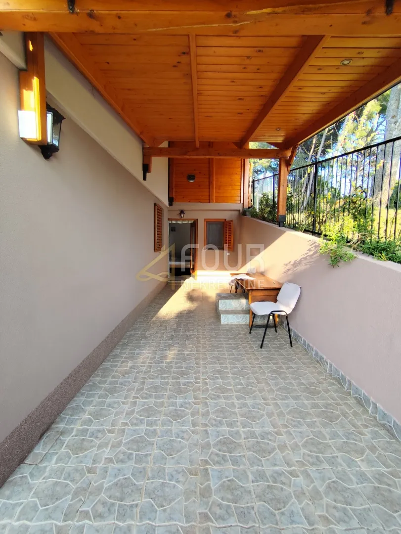 istra, medulin, 2 apartmana, okućnica, pogled na more - slika 27