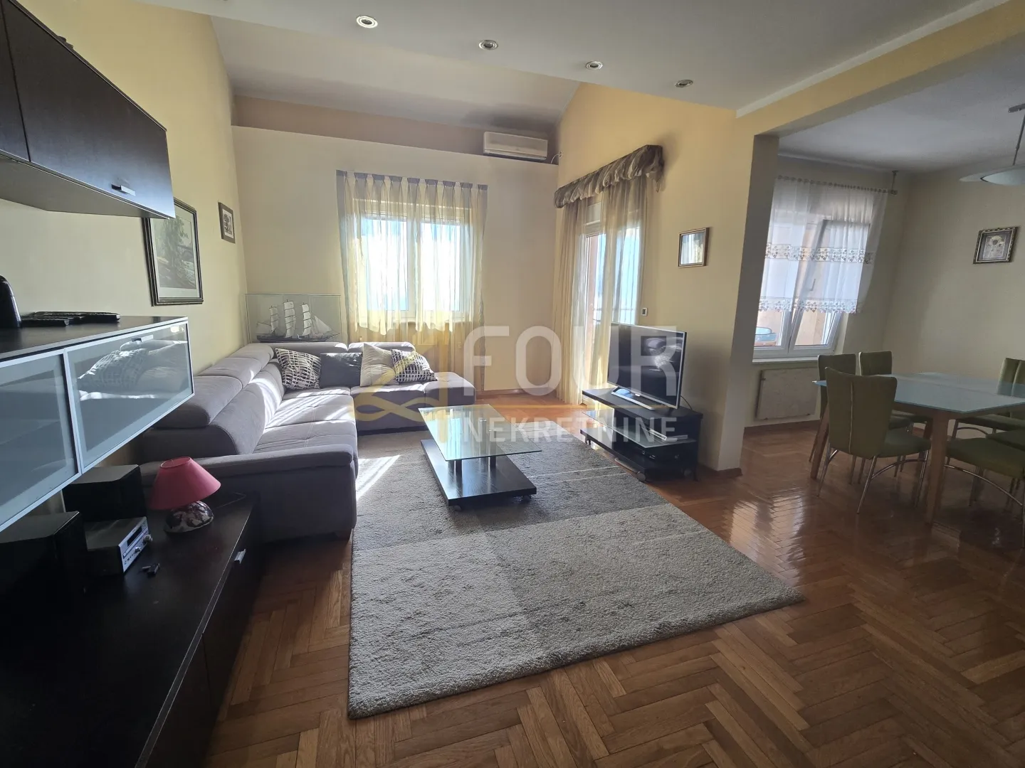 najam, kostrena, 4s+db, 135m2, pogled na more - slika 3