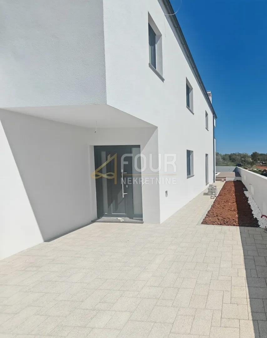 istra, svetvinčenat, novogradnja s bazenom, 160m2 - slika 14