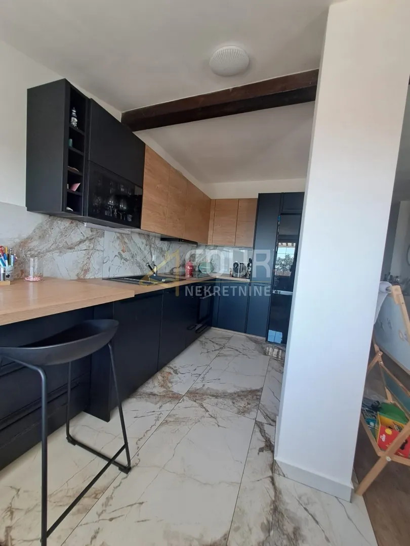 kastav, 76.50m2, 2s+db, terasa, pogled na more - slika 7