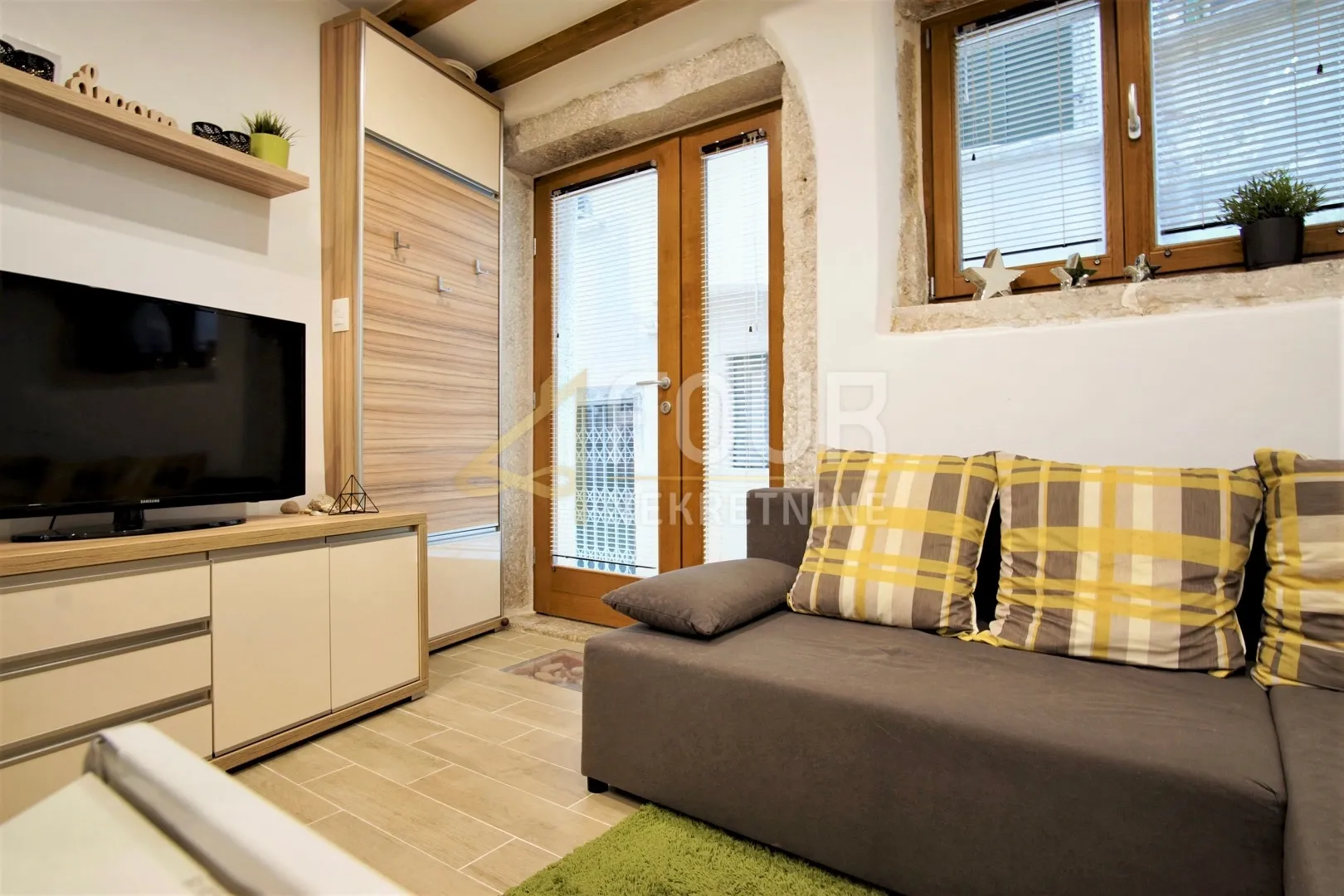 Istra, Rovinj, 150m od mora, 27m2, u naravi apartman s galerijom