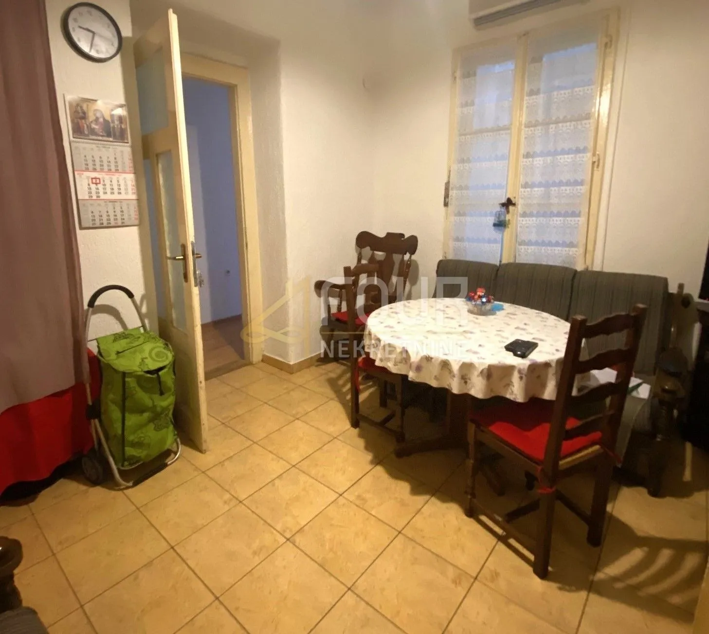 Rijeka, Centar, 72.73m2, 2skl, balkon