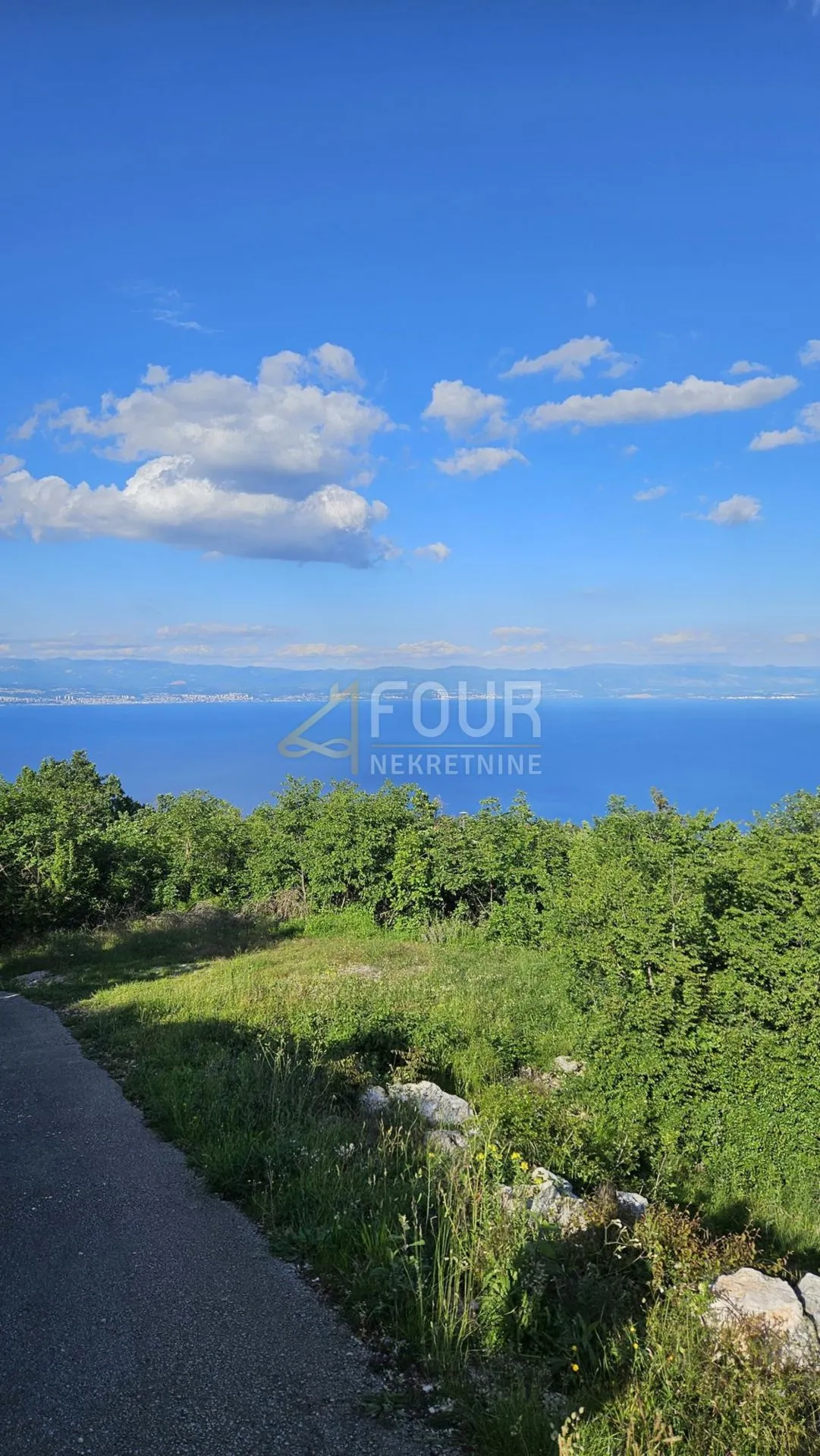 Mošćenička Draga, zemljište 1.751m2, pogled na more