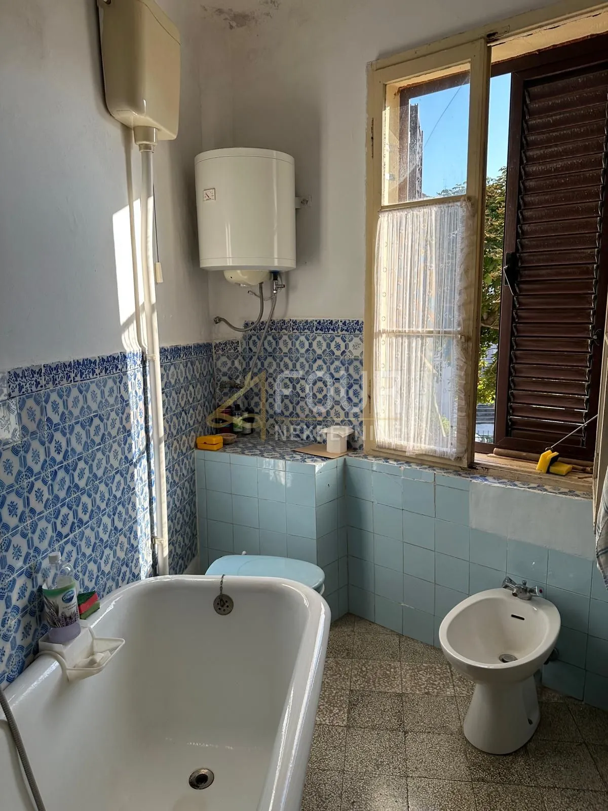 mali lošinj - centar, 320m2, kuća s dvorištem, potencijal! - slika 18