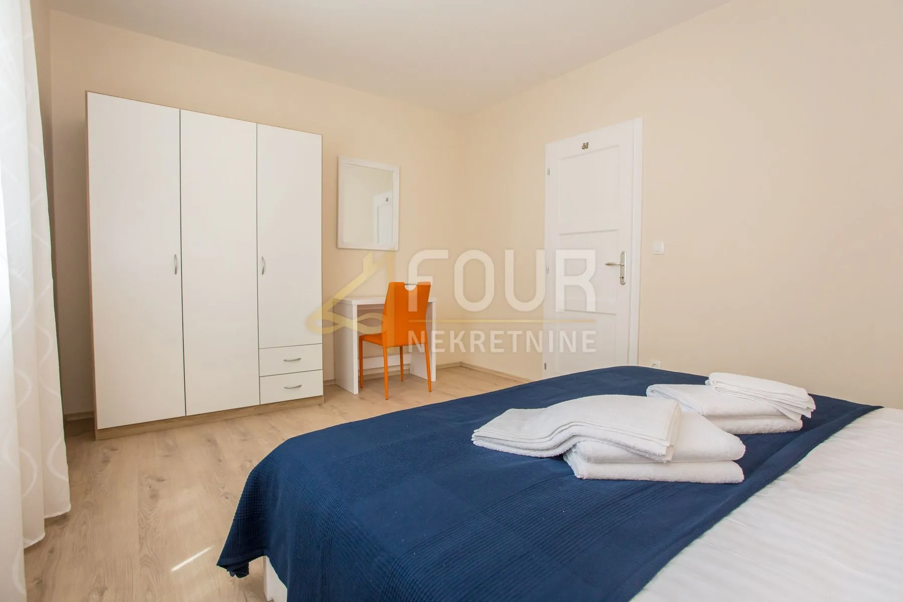 istra, kaštelir, vila s bazenom - slika 24