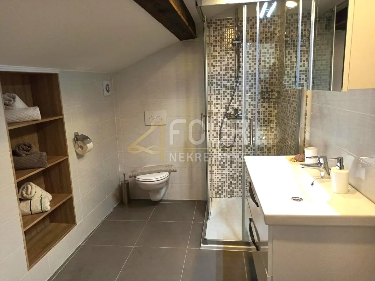 otok krk, malinska, kuća s 4 stana, bungalov, uređna okućnica, blizina mora - slika 25
