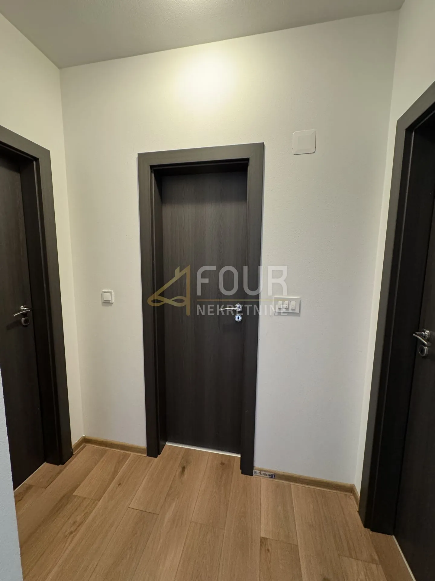 viškovo, 60.01m2, 2s+db, lođa, pogled na more - slika 11