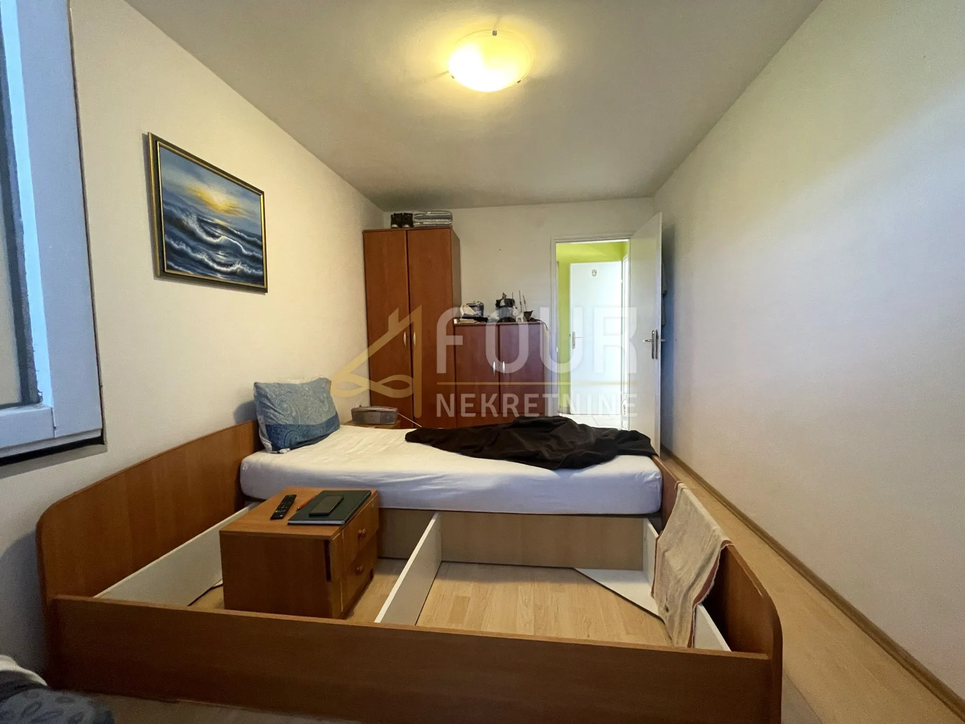 otok vir, samostojeća kuća na velikom zemljištu površine 2.732m2 - slika 11