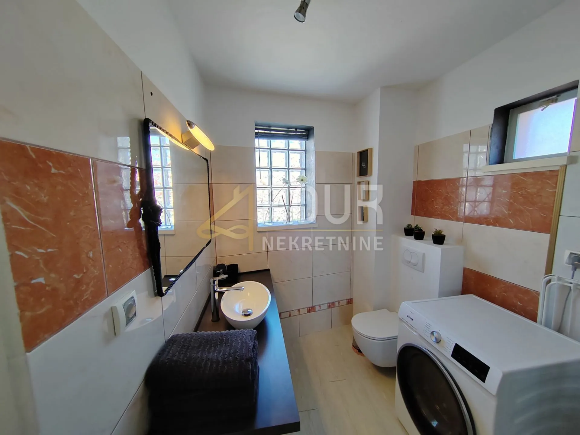 istra, rovinj, 45.50m2, dvoetažni stan - 2 apartmana! - slika 9