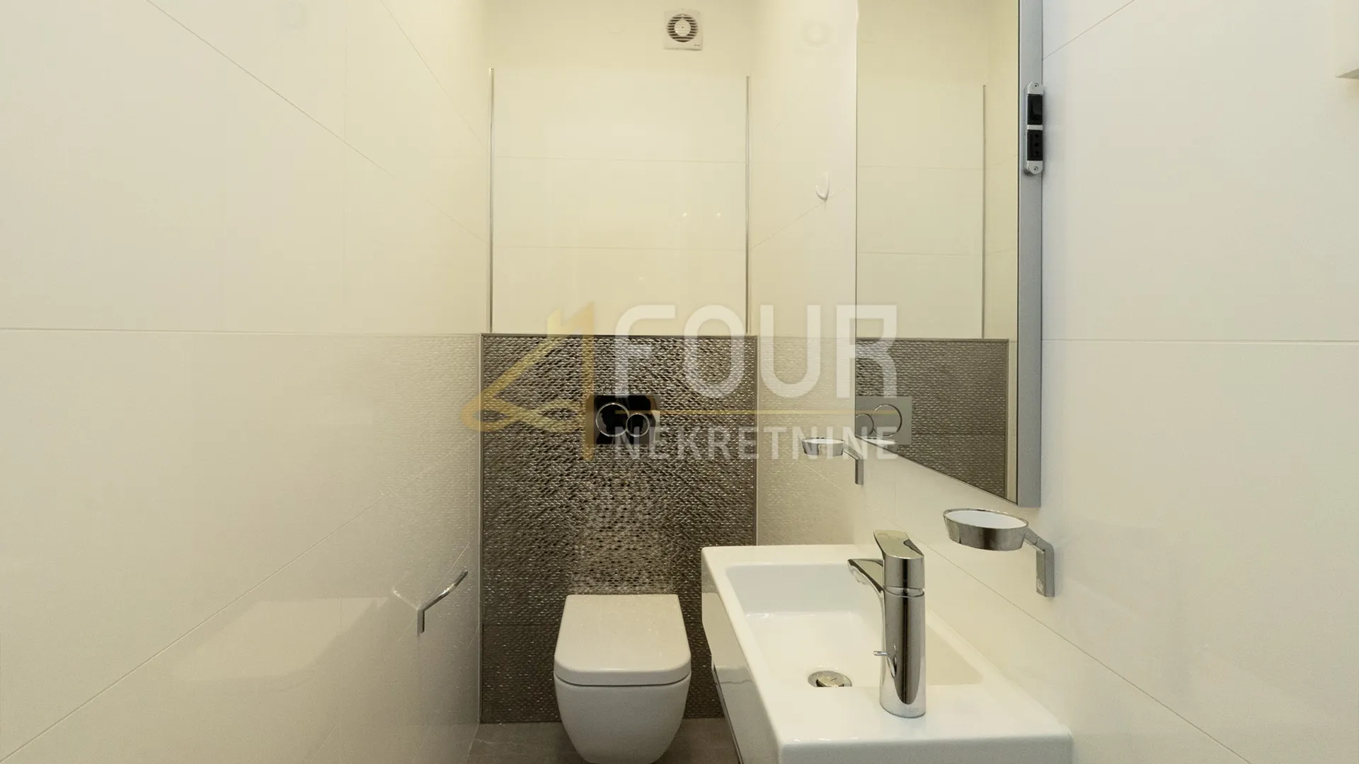 istra, rovinj, luksuzni dvoetažni penthouse, garaža, 100m od mora i plaže - slika 19