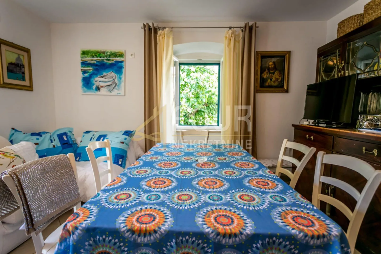 otok cres, beli, šarmantna samostojeća kuća 285m2 - slika 5