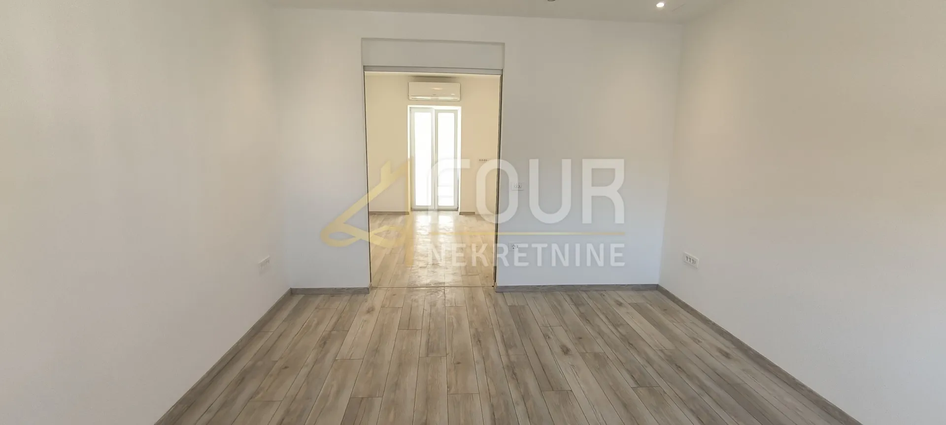 istra, pula, centar, 2s+db,72.83m2, balkon - slika 2