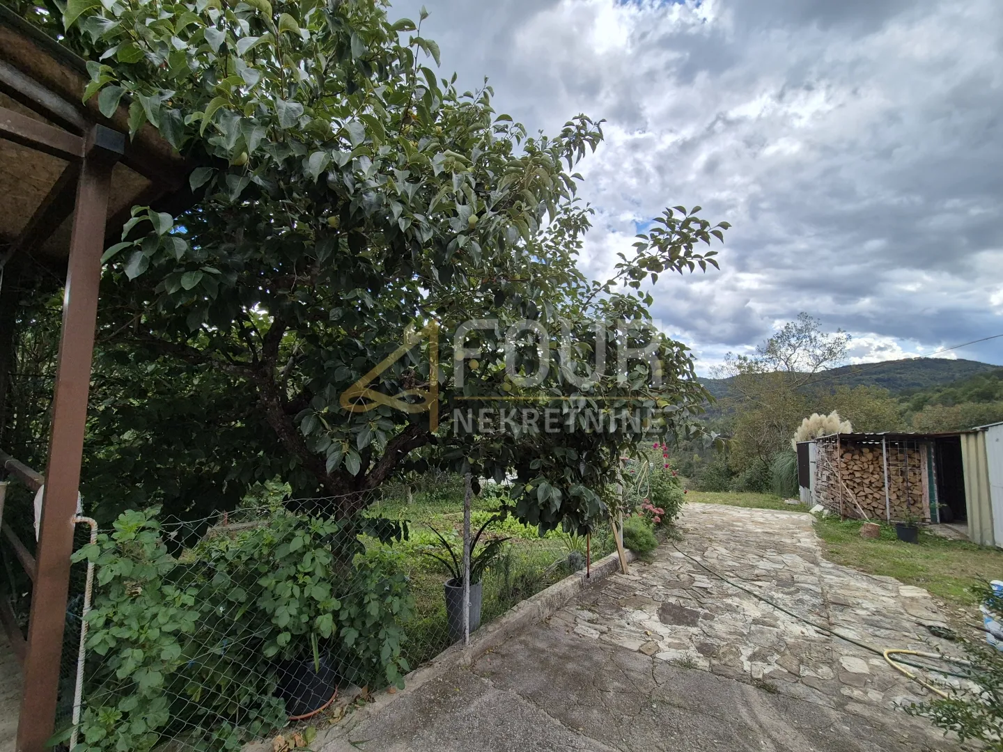 istra, buzet, samostojeća kuća, 250m2 - slika 19