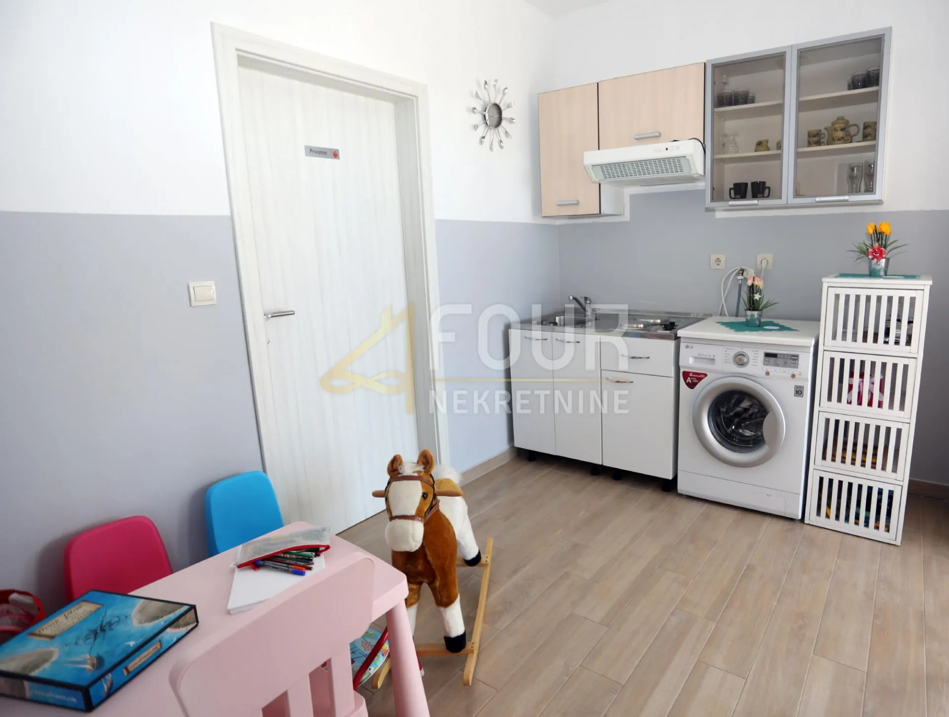 istra, medulin, luksuzna vila s bazenom, blizina mora - slika 14