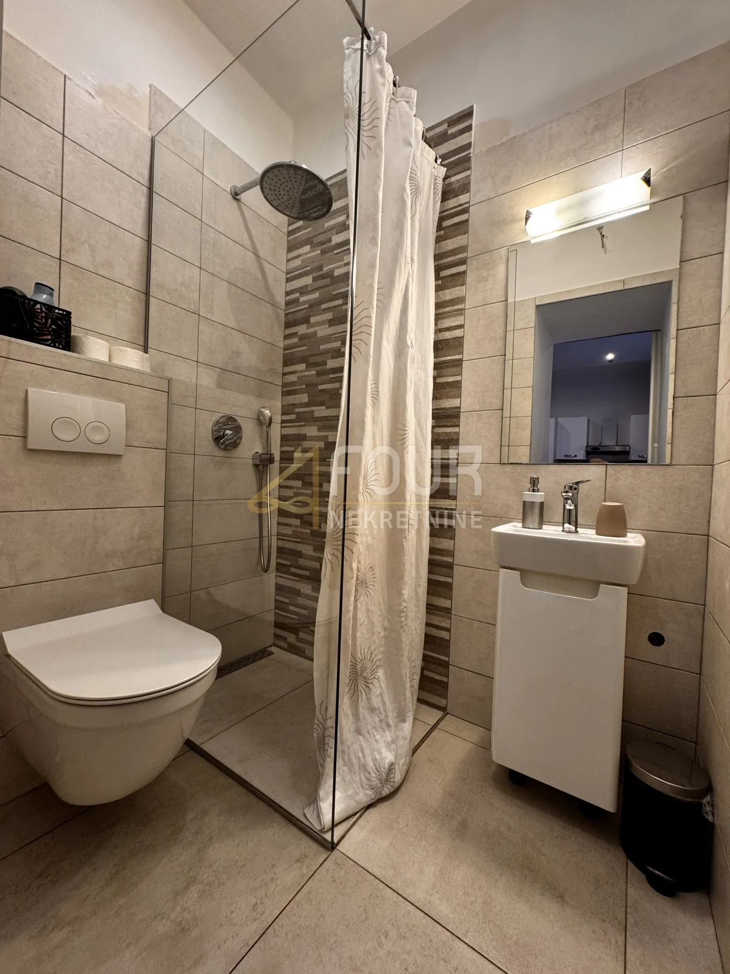 rijeka, centar, 166.49m2, u naravi 5 apartmana - slika 15