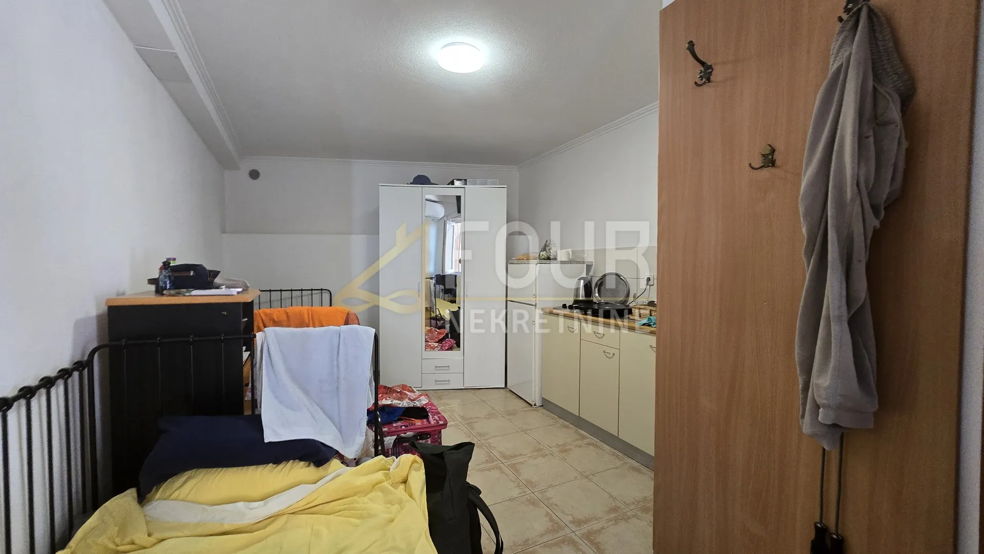 crikvenica, u naravi 2 stana - slika 7
