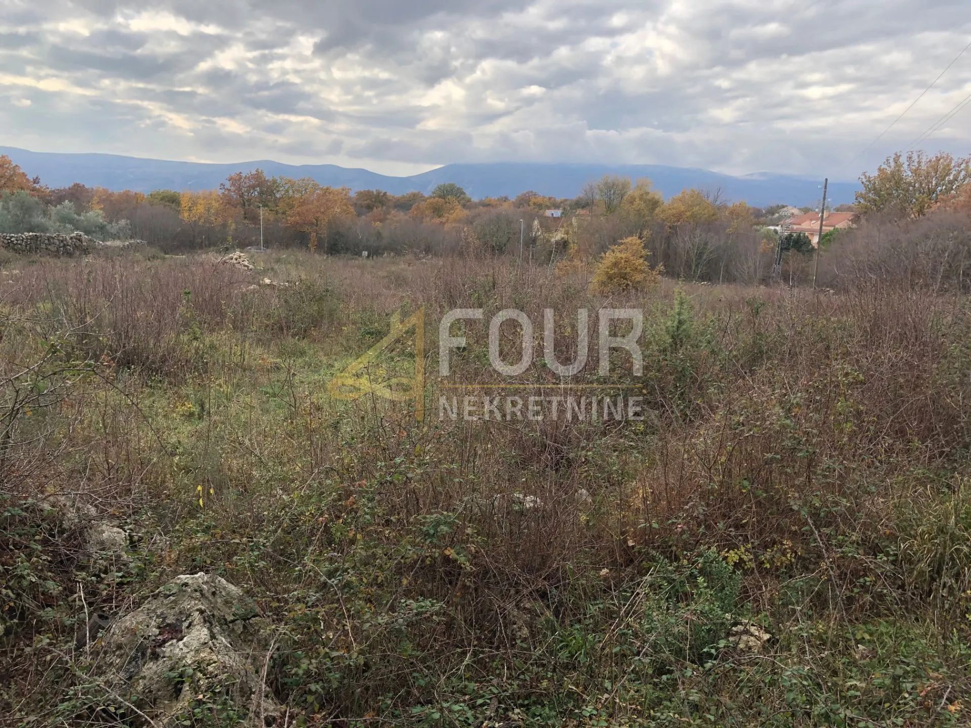 krk, šotovento, građevinsko zemljište 2354 m2 - slika 3
