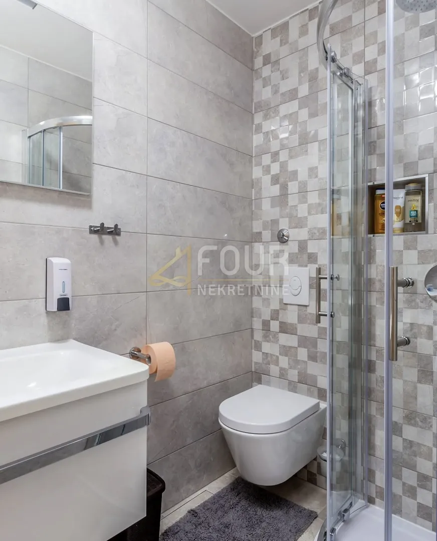 otok krk, malinska, 1s+db, okućnica 81m2 + parkirno mjesto - slika 12