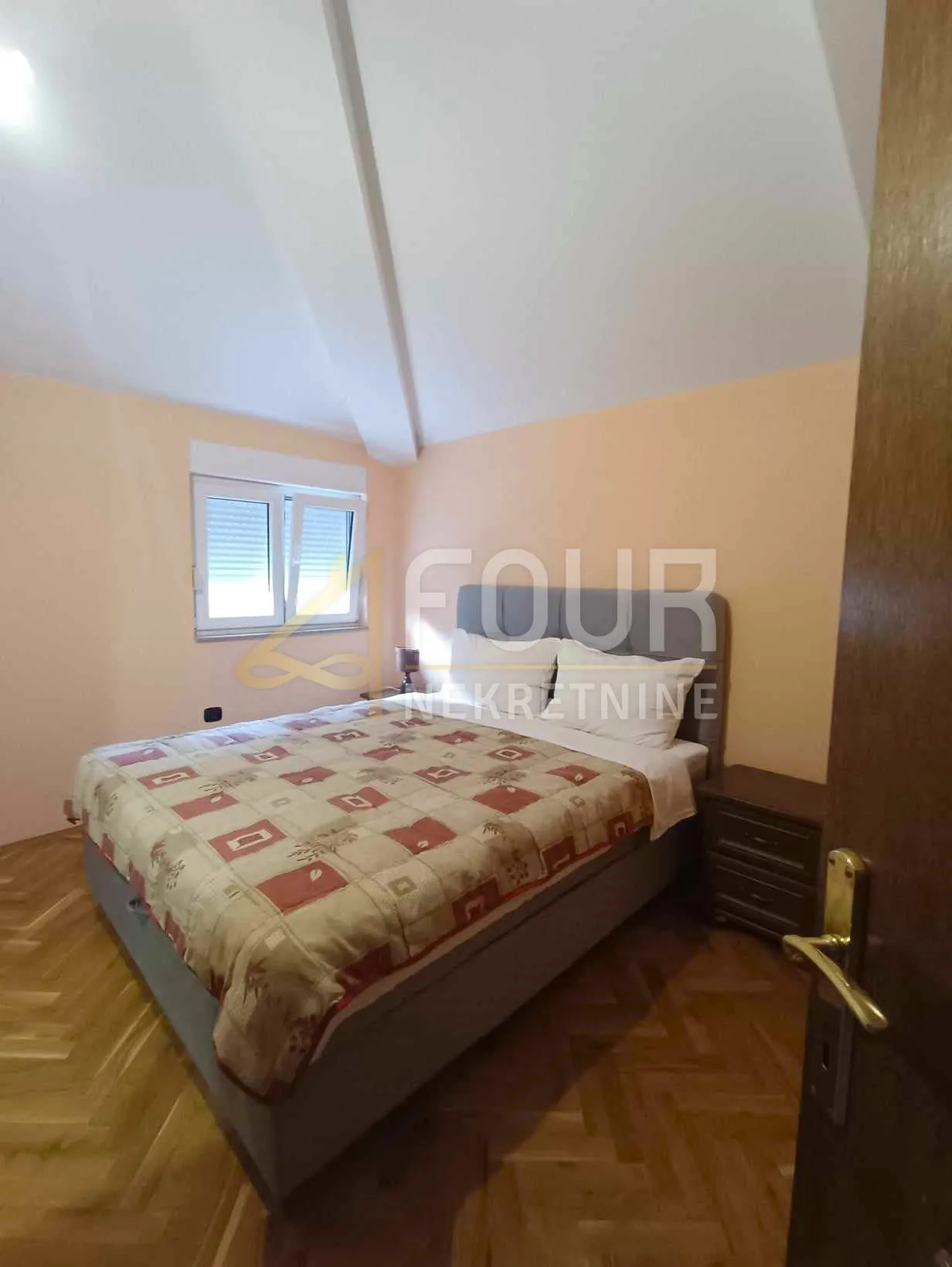 opatija, vila s 15 stanova, 400m od mora! - slika 9