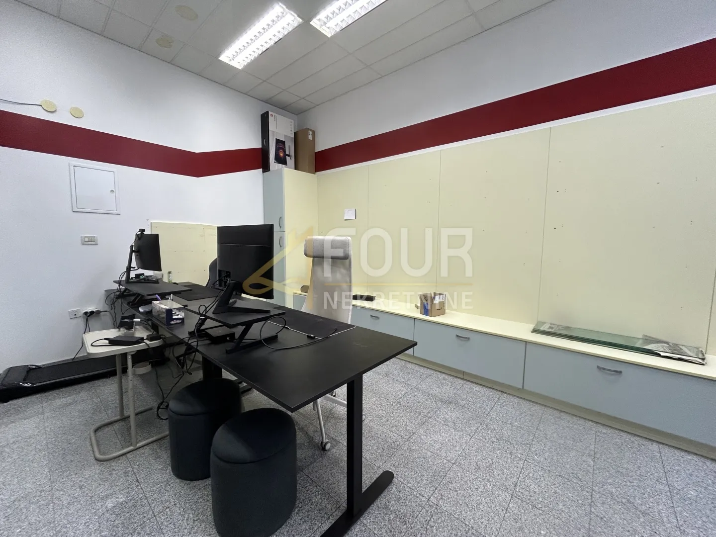 zakup, viškovo, poslovni prostor - ured, 23.40m2 - slika 3