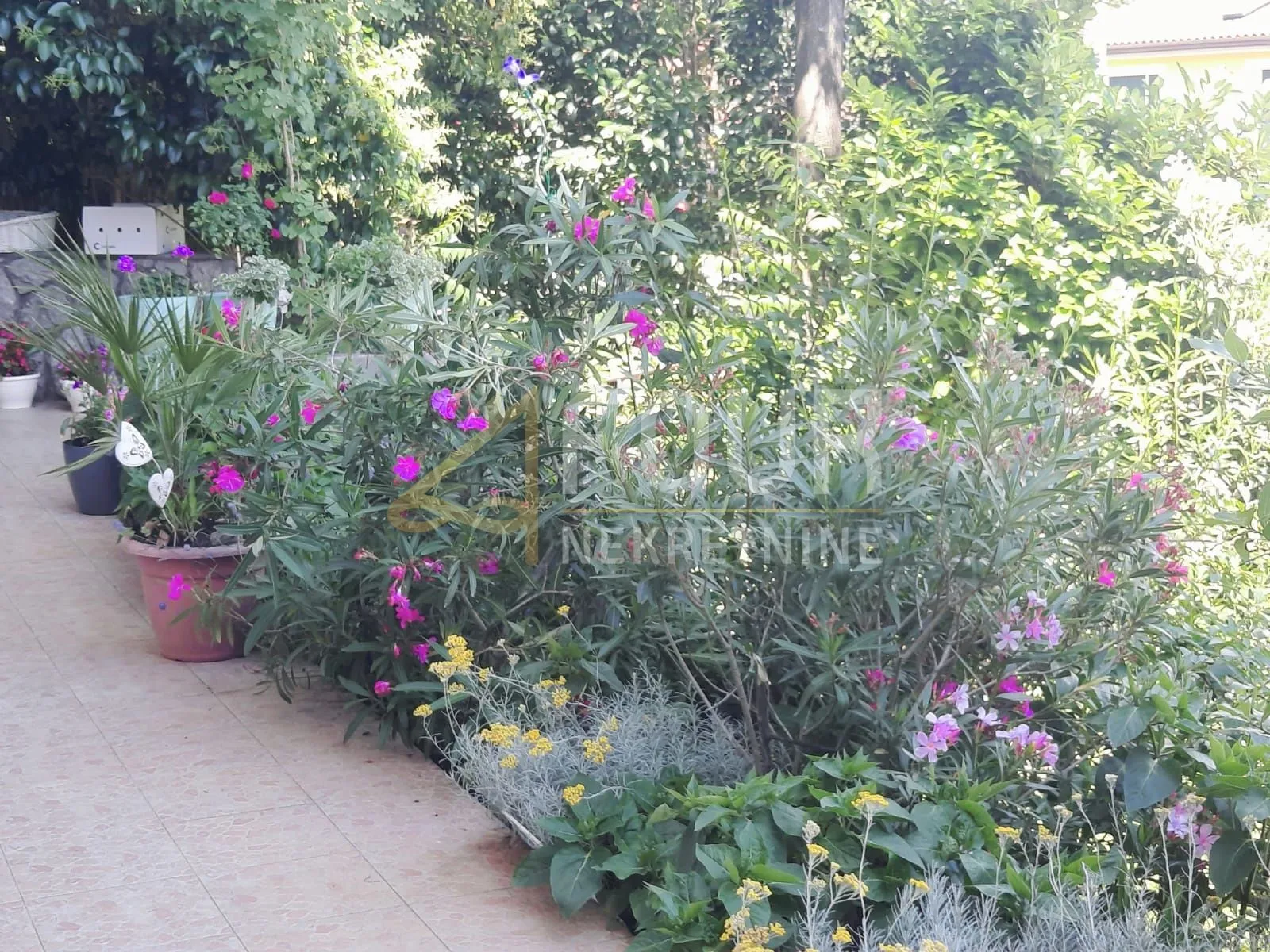 opatija, 127.20m2, 2 stana - 3s+db i 1s+db - slika 15