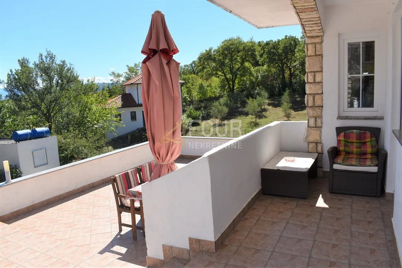 otok krk, kuća s 3 apartmana i pogledom na more - slika 38