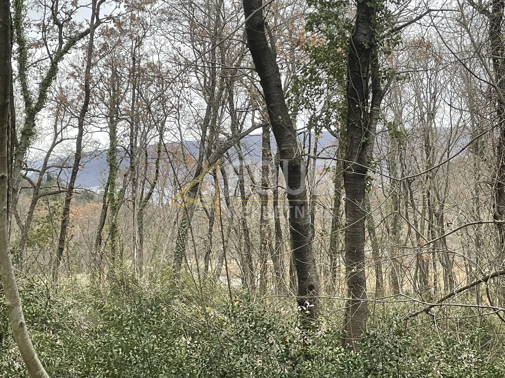brseč, građevinsko zemljište od 809m2 - slika 7