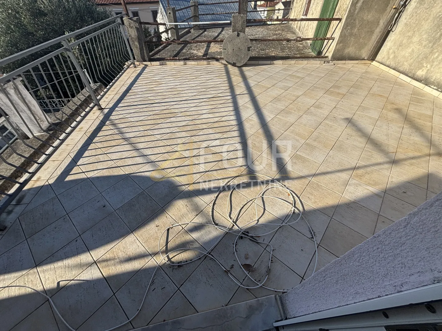 novi vinodolski, dvojna kuća, 77m2, pogled na more - slika 23
